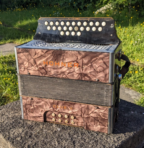 Hohner club melodeon - dg,