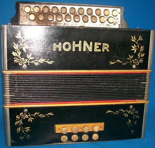 Hohner accordion laurel leaf - hohner,