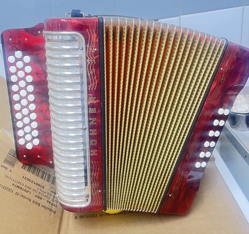 Hohner corona adg melodeon - 11,