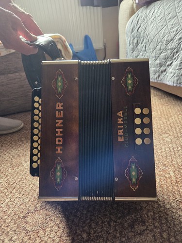 Vintage hohner erika melodeon - hohner,