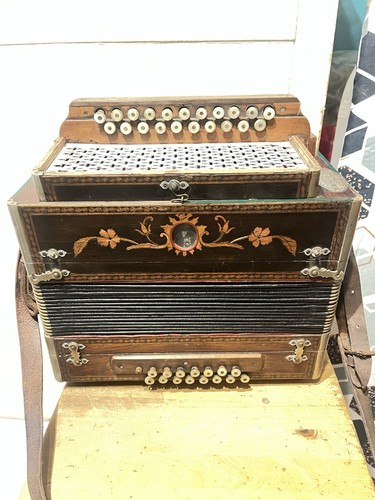 Dalape melodeon accordion - dalape,